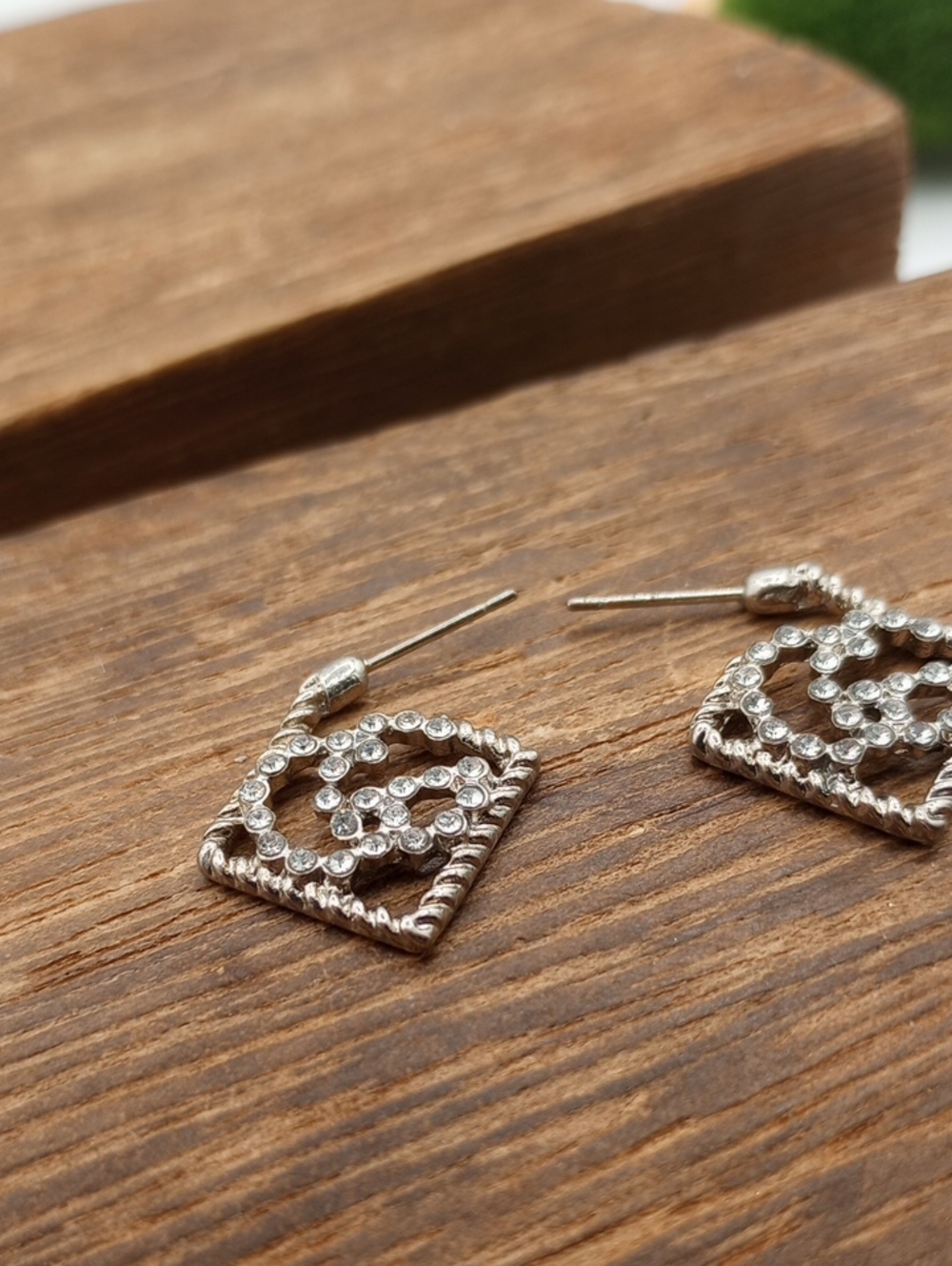 Crystal Square Drop Earrings - Women Jewelry E402 - Picture 2 of 3